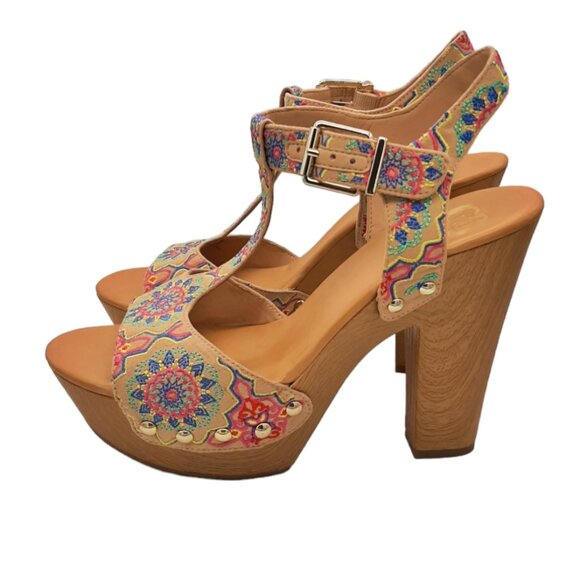 Gianni Bini Embroidered Mandala Faux Wood Clog Platform Sandals SZ 8.5 - Picture 3 of 16